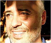Foto of Javier Fuentes-Len, Director of Undertow